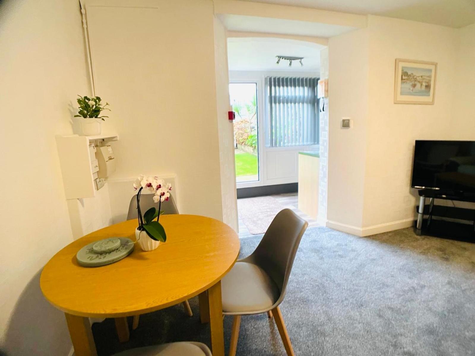 Bedford Holiday Apartments Paignton Bagian luar foto